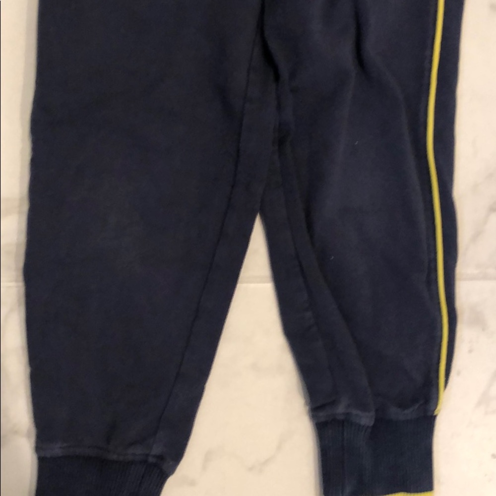 Ferrari pants - Picture 5 of 9
